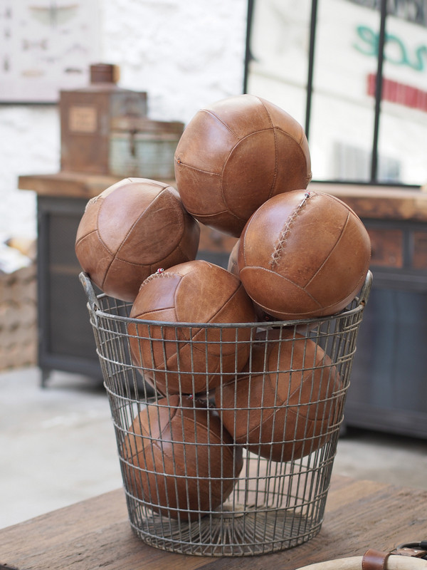 Ballon de Basket vintage en cuir - Metal and Woods